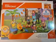 MEGA CONSTRUX ILLUMINATION DESPICABLE ME 3 FAMILY LUAU PARTY W/6 CHARACTERS NIB