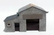 Hornby OO Gauge Skaledale R8607 Home Farm Cattle Shed - NEW