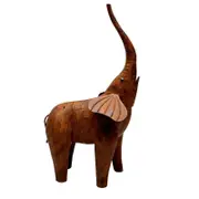 Willow & Silk Metal Rust Elephant Statue Garden Ornament/Decor 40.5x19x67.5cm