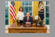President Donald Trump PHOTO w/ Sarah Palin White House