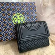 Unused item Tory Burch compact wallet, tri fold wallet, Flemig Mini