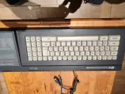 Amstrad Cpc 6128 clavier AZERTY 100 % Fonctionnel comme neuf CRTC 4 voir photos