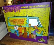 SCOOBY-DOO! FRIENDS & FOES DELUXE BOXED SET 5 POINTS MEZCO
