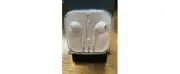 Genuine Apple iPhone Wired Earpods 3.5mm Jack. **Fast Shipping**