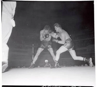 Boxing Match Between Henry Cooper And Buddy Knox 1940 Old Boxing Photo