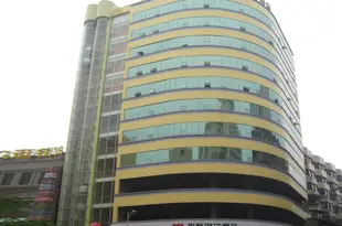 如家酒店(衡陽解放大道蓮湖廣場步行街店)Home Inn (Hengyang Jiefang Road)