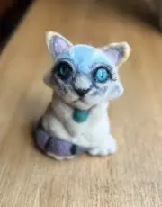 Melissa Bollen hand-made one-of-a-kind felted adorable white Ragdoll cat new 5.5