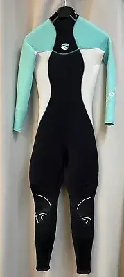 Bare 5mm Nixie Ultra Womens Full Wetsuit Glacier Blue Size 4-New