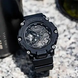 【CASIO 卡西歐】G-SHOCK 碳核心防護雙顯手錶 母親節 禮物(GA-2200BB-1A)