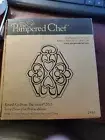 New Pampered Chef Round-up From The Heart 2011 Cast Metal Trivet Copper Top