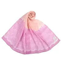 在飛比找momo購物網優惠-【Nina Ricci】雙色花朵典雅蕾絲純綿抗UV薄圍巾(櫻