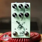 Walrus Audio Voyager MkII Preamp/Overdrive - Seafoam
