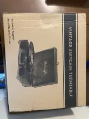 Retrolife | Black | Vinyl / Record Player with Bluetooth | Model R609