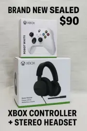 Robot White Wireless Controller + Xbox Stereo Headset- NEW