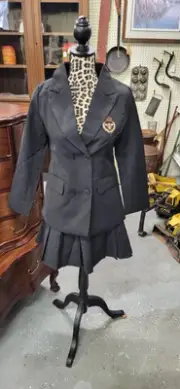 Bee Badge Solid Color Blazer and Skirt Set in Black