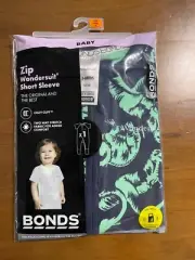 BONDS WONDERSUIT GRENN & BLACK DINOSAURS SIZE 00