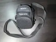 Sony LCS-CSD Cyber-Shot Camera Carry Bag Case 3 Pocket With Strap Belt Loop NWOT