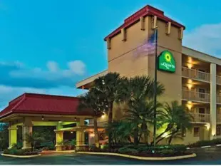 西棕櫚灘-佛羅里達州收費公路溫德姆拉昆塔飯店
