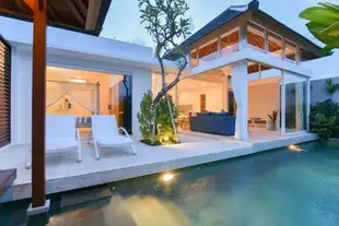 勃朗特貝拉瓦濱海別墅Beachside Living in the Heart of Canggu