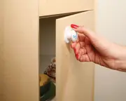 GRIP SAFE SUCTION KNOB and 3 DISKS