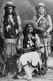 New 5x7 Native American Photo: Three White Mountain Apache Indians with Rifles