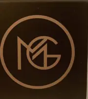 New Makeup Geek Quad Round Pan Magnetic Palette /Makeup Geek logo-Empty