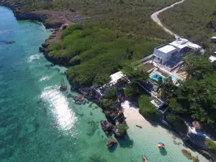 坎度吉雅海濱樓旅館Kandugyap House by The Sea