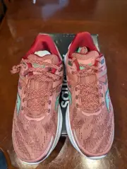 Saucony-Women's Guide 16 Sneaker-SOOT/SPRIG-Size 8.5- "New w/Box"