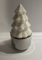 Airome Porcelain White Pine Tree With Peppermint Essential Oil