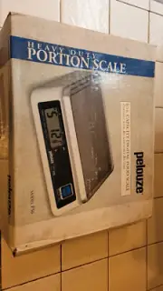 RUBBERMAID (PELOUZE) MODEL #: FS6 6 LB. DIGITAL SCALE PORTION CONTROL
