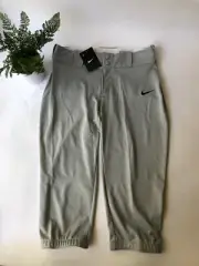 NWT! Nike Women’s Diamond Invader Dri Fit Gray Softball 3/4 Capri Pants Size M