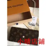 小晴二手/路易威登LV LOUIS VUITTON EMILIE M61289 粉紅色皮釦信封釦式長夾RA0216