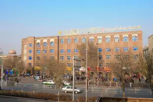 雲品牌-吐魯番老城西路大十字派柏.雲酒店Yun Brand-Turpan Laocheng Xi Road Dashizi Pebble Motel