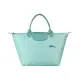 【LONGCHAMP】LONGCHAMP LE PLIAGE GREEN經典刺繡LOGO再生尼龍摺疊款短把拉鍊手提包(中/潟湖藍x藍)