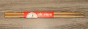 Vic Firth 5B Wood Tip American Classic Hickory Drumsticks