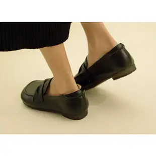 Ann’S寬楦大容量-真皮軟牛皮 麵包鞋 彈力平底鞋