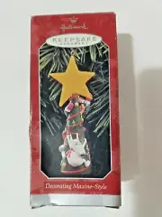 Hallmark Keepsake Ornament Decorating Maxine-Style 1998 Original Box 5"