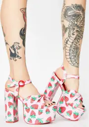[Sugar Thrillz] Strawberry Fields Platform Heels