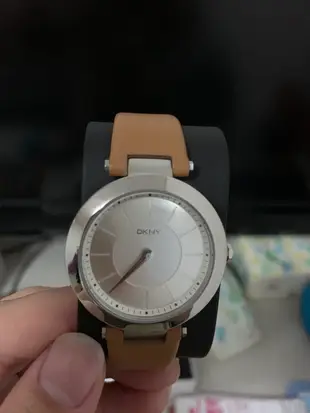 DKNY 女用手錶！