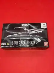 Bandai Star Wars Plastic Vehicle Model 002 Kit X-Wing Starfighter 1/144 Japan