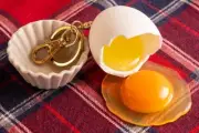 Key ring (key holder) with raw egg shell Egg Food sample Goods Hand From Japan