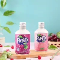 在飛比找蝦皮購物優惠-【台灣✨有貨】日本零食飲料FANTA芬達葡萄味白桃汽水300