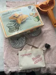 Vintage Mouli-Julienne No. 445 Manual Slicer Shredder in Original Box