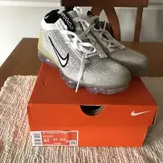 Nike Air Vapormax 2021 FM Flyknit GS size 4.5Y white black DB1550-100