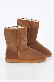 Stinger Lo Quilted Boot--EMU-W12058