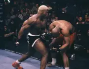 Kevin Randleman punches Maurice Smith UFC 19 1999 7x5 Photo