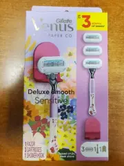 Gillette Venus Deluxe Smooth Sensitive Razor + 3 Refills + Holder (3968) E9D