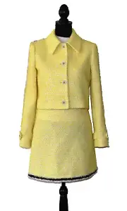 E0 NWT ALICE + OLIVIA Happy Yellow Tweed Daisy Buttons Blazer & Dress 2 Pc Set