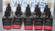 Under The Christmas Tree Bath & Body Works Wallflower Refills X10 New!