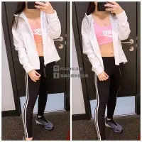 在飛比找Yahoo!奇摩拍賣優惠-【豬豬老闆】NIKE SWOOSH FUTURA BRA 中